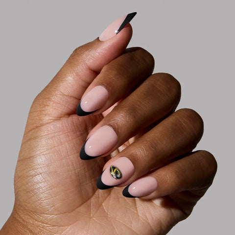 Missouri Tigers Press-On Nail Set