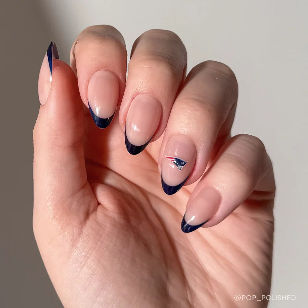 New England Patriots Press-On Nail Set